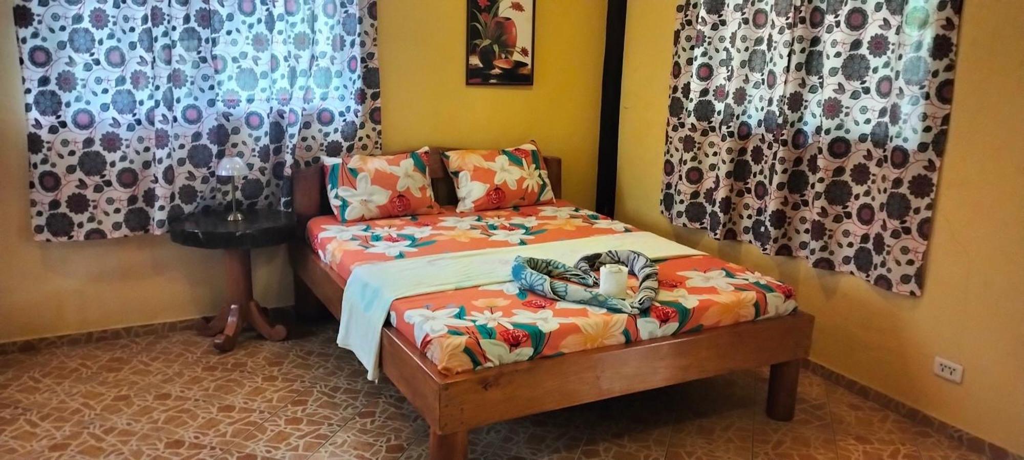 Buenaventura Beachresort Nauhang Екстер'єр фото